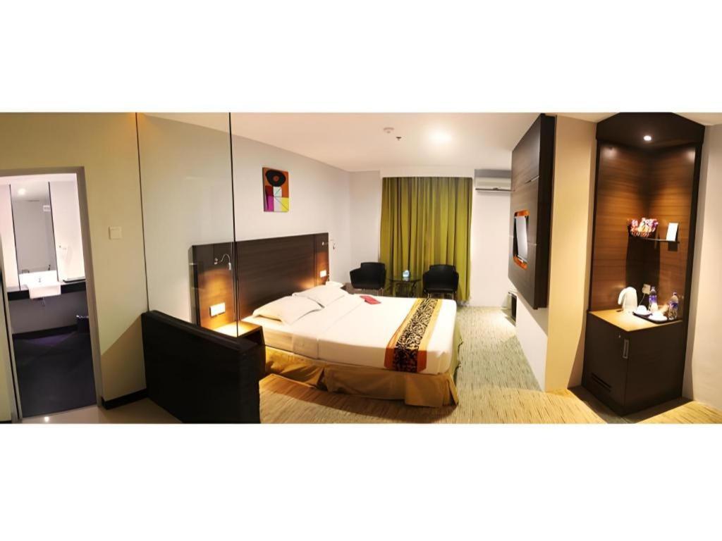 89 Hotel Batam Нагоя Екстериор снимка