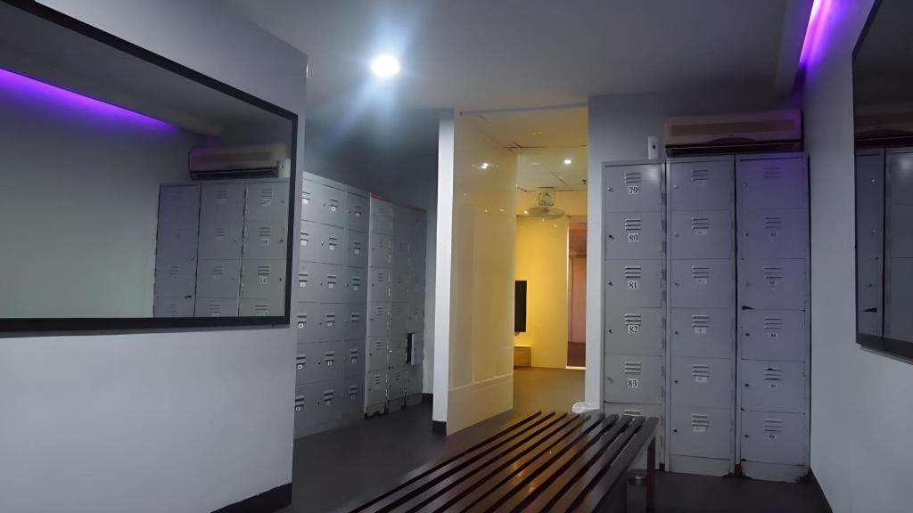 89 Hotel Batam Нагоя Екстериор снимка